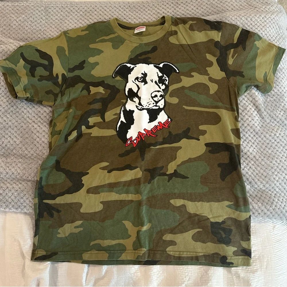 Supreme T-shirt